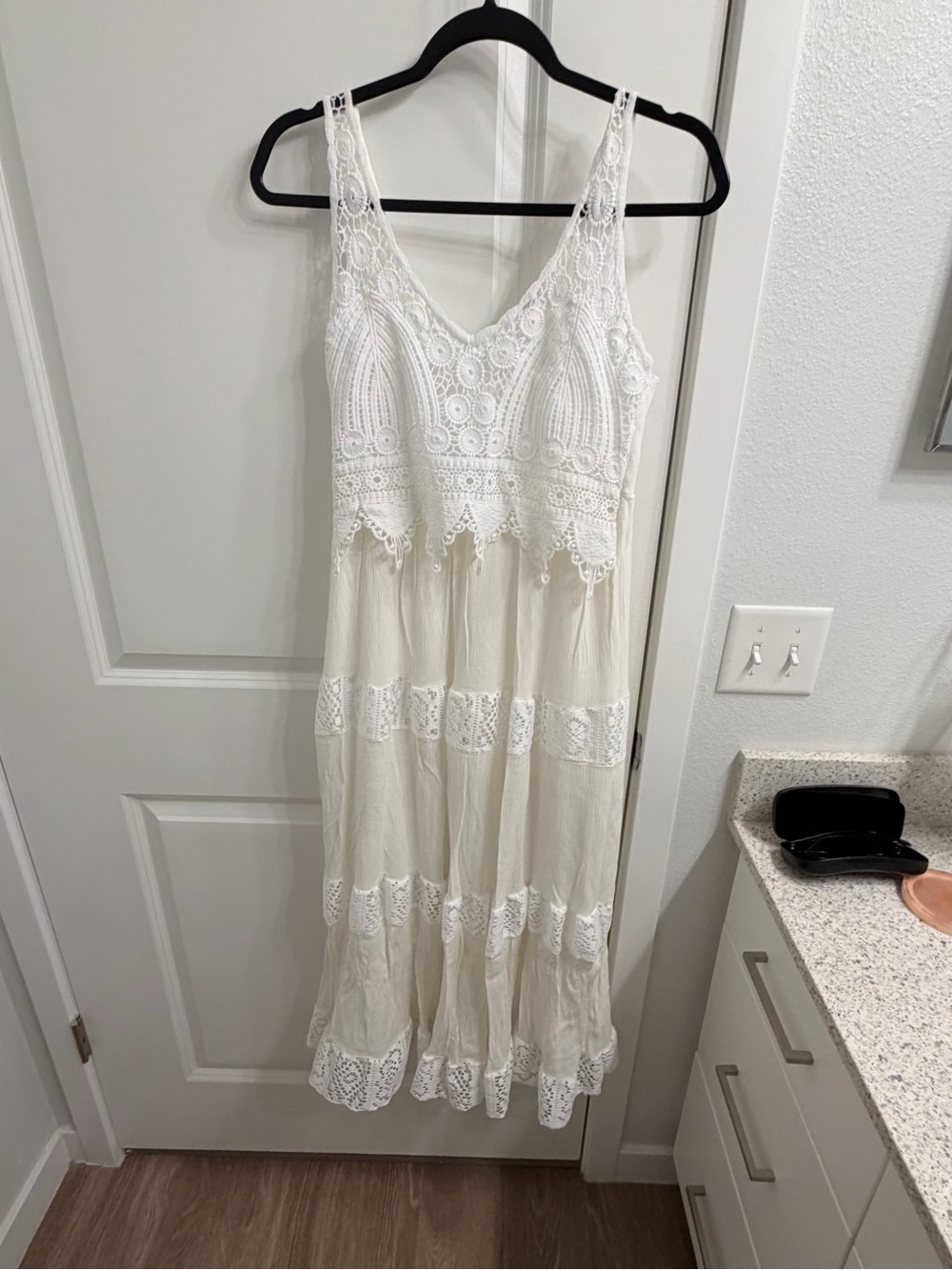Others Follow White Crochet Lace Midi Dress - Picture 4 of 4